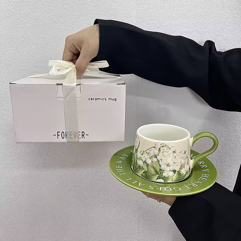 ヴィンテージ油絵風スズラン柄コーヒーカップ＆プレートセット、 - Valley Tea And Coffee のレビューと価格