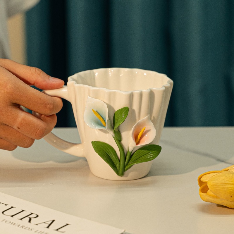 クリエイティブスズランセラミックコーヒーカップ立体レリーフカ - Valley Tea And Coffee のレビューと価格