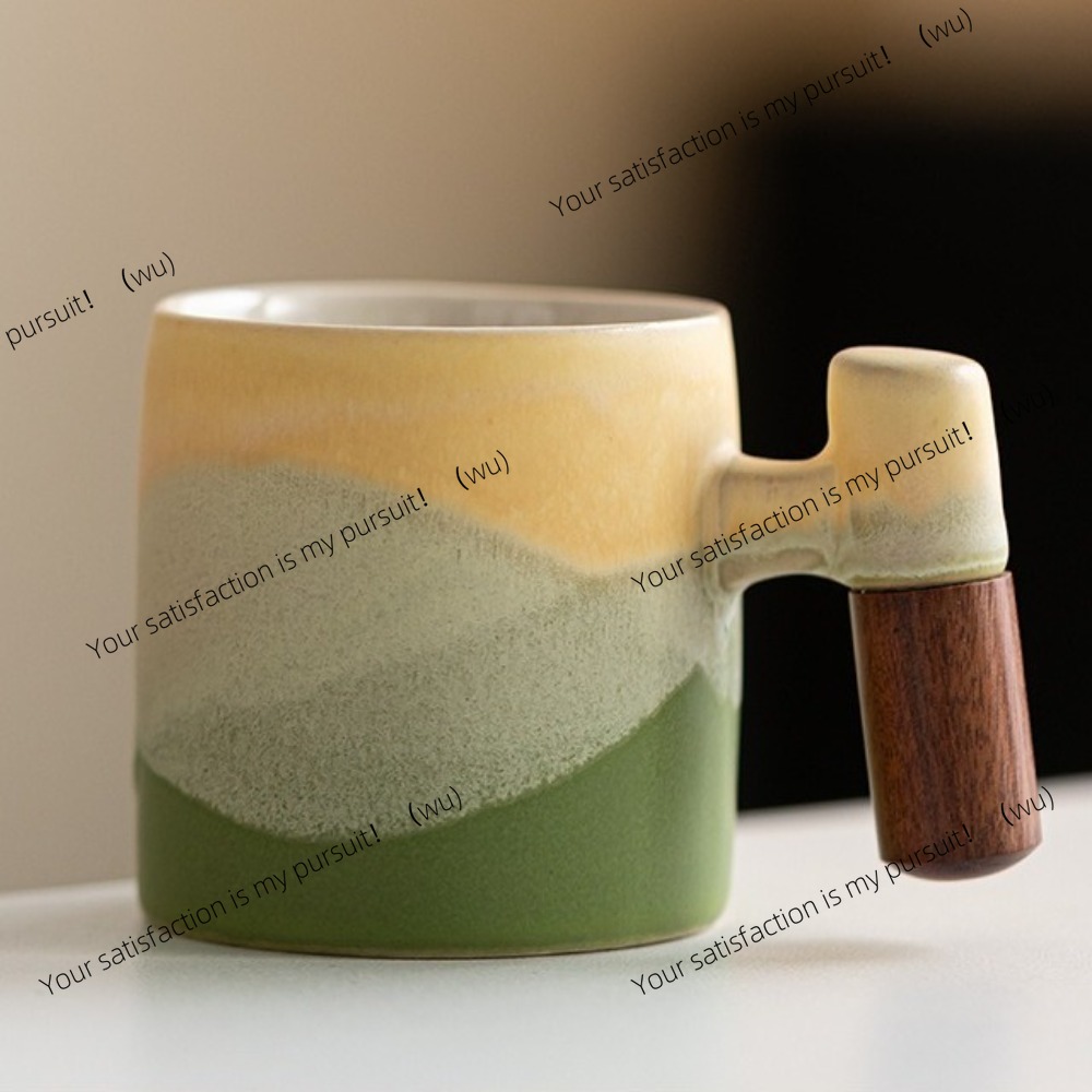 クリエイティブなセラミックコーヒーカップ、木製ハンドル、電子 - Coffee Tea And Cocoa のレビューと価格